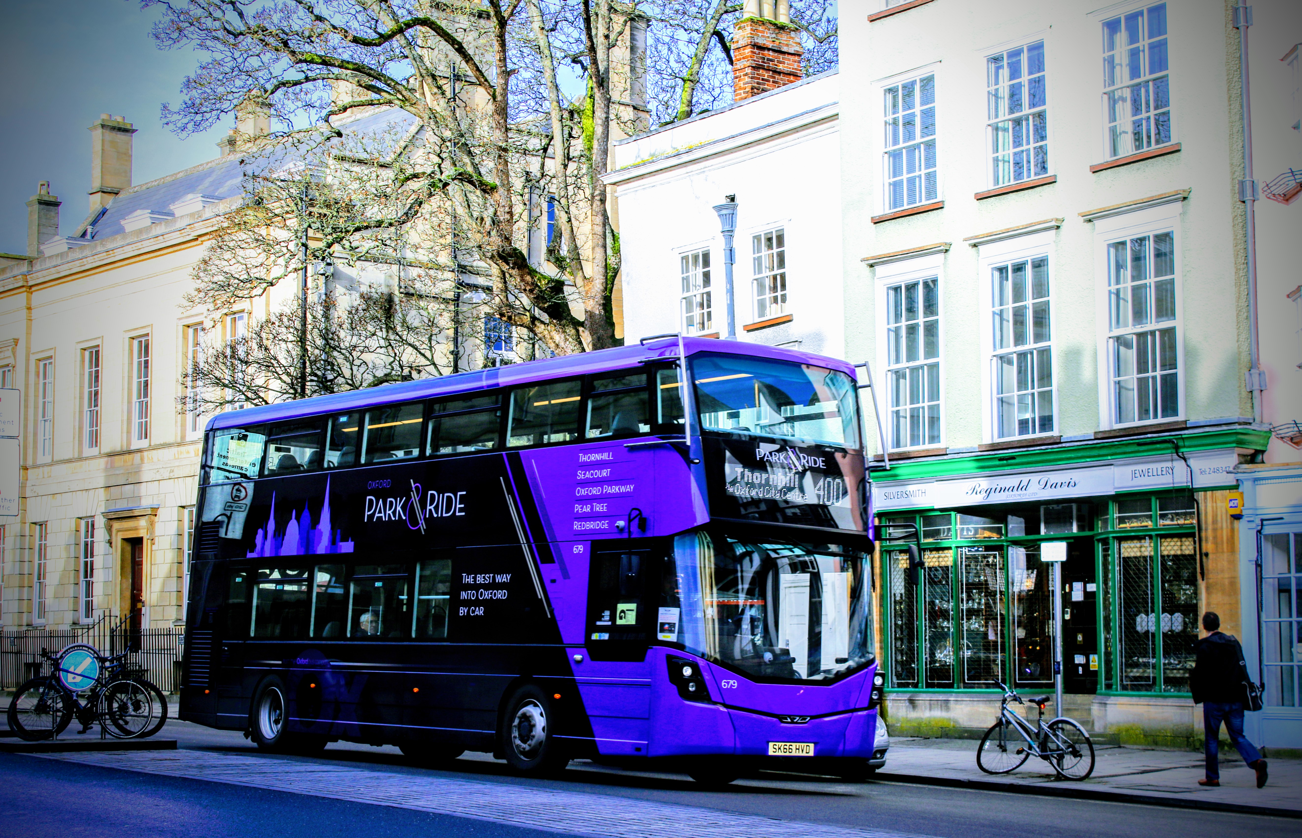 A purple park and ride bus in Oxford